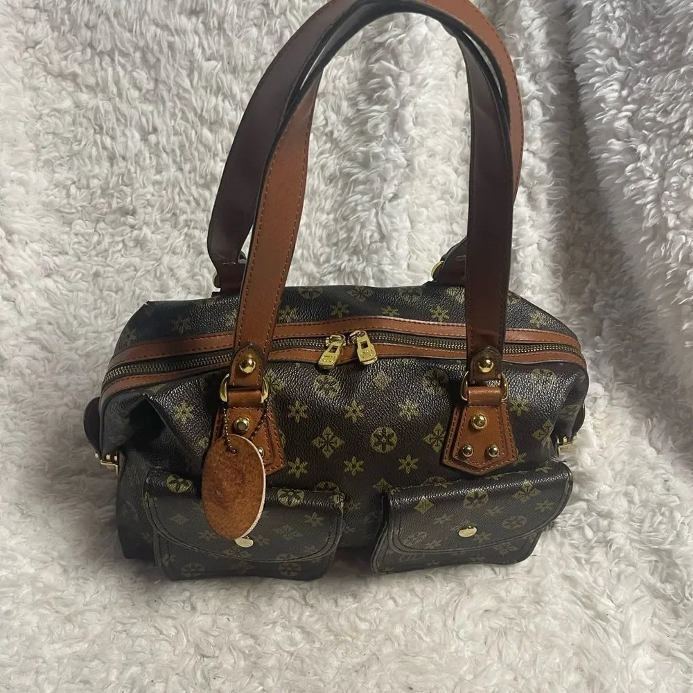 Los Angeles USA synthetic Brown & Gold Patterned Satchel Bag with brown straps